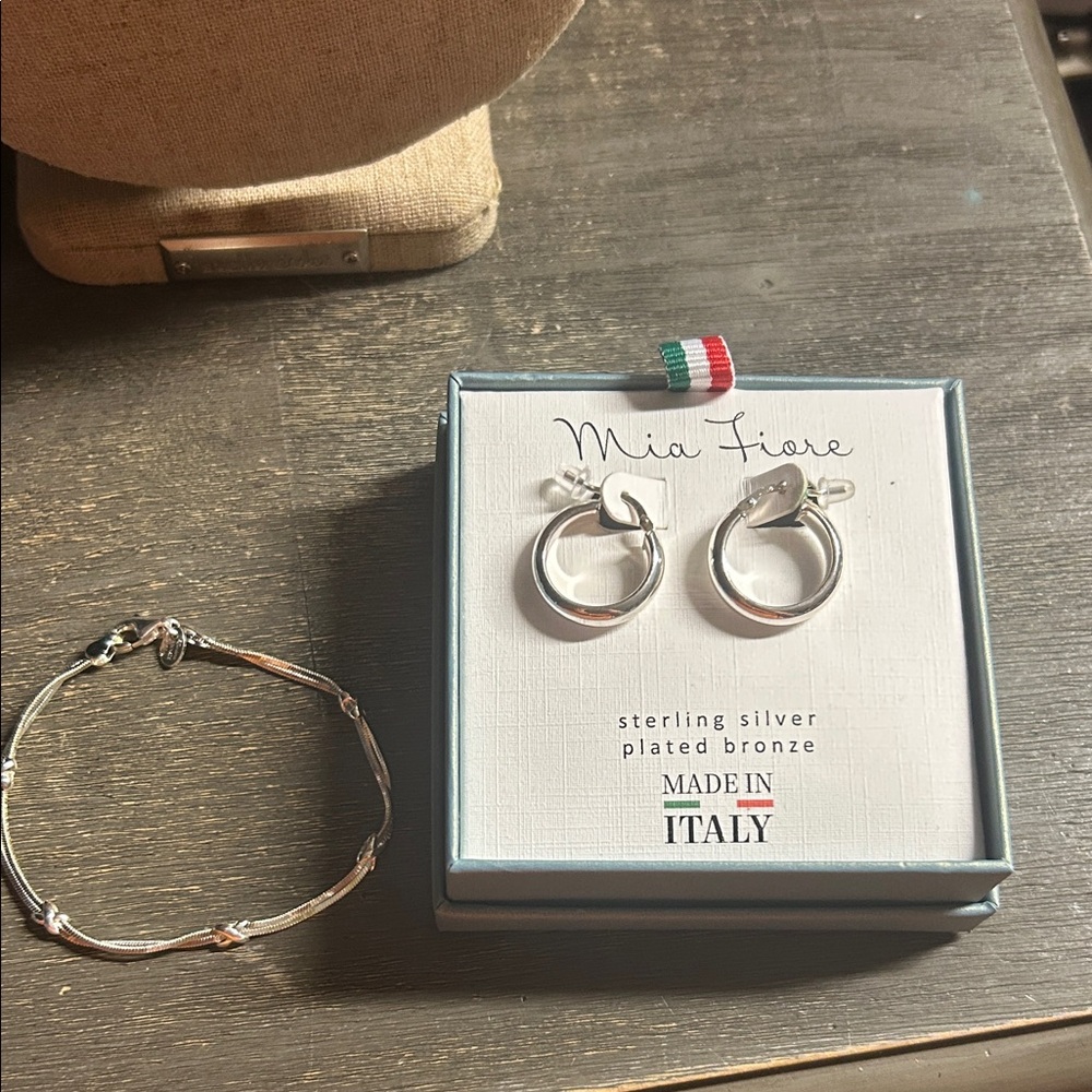 Mia Fiore Sterling Silver Hoop Earrings & Bracelet bundle‎
